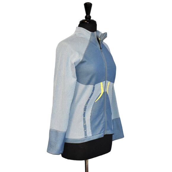 A6 NWT FABLETICS Blue Cassidy Seamless Moisture Wicking Jacket Size XL $89.95 - Picture 4 of 7